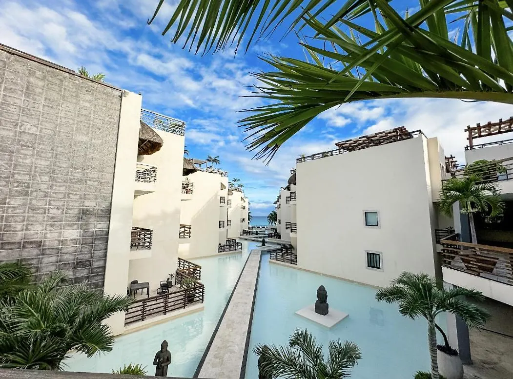 Aldea Thai Condos In Mamitas Beach Playa del Carmen 0*,  Meksika
